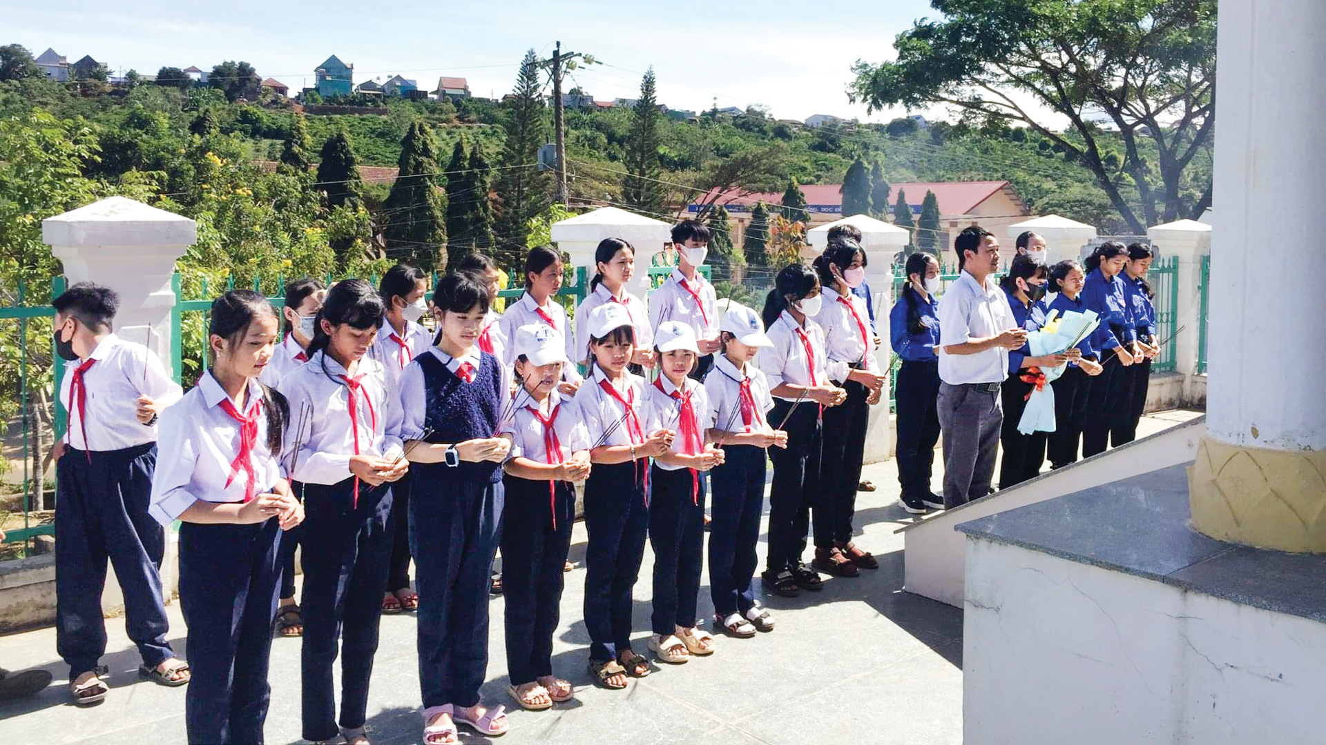 Đinh Trang Thượng vào xuân