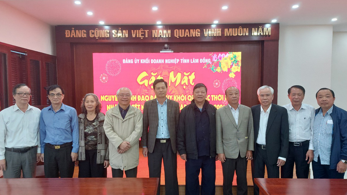 Đảng ủy Khối Doanh nghiệp tỉnh gặp mặt lãnh đạo, cán bộ hưu trí