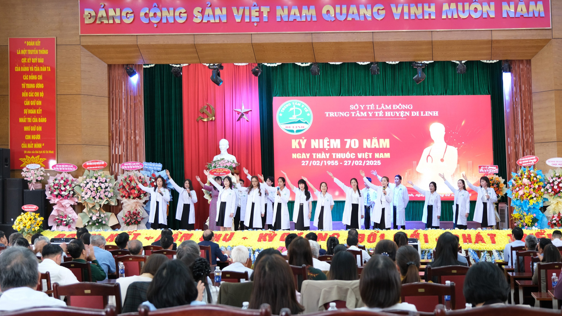 Di Linh: Kỷ niệm 70 năm Ngày Thầy thuốc Việt Nam