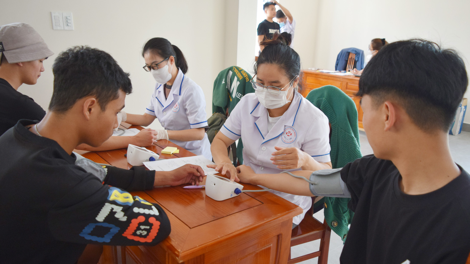 Khát vọng tuổi trẻ qua những lá đơn tình nguyện 