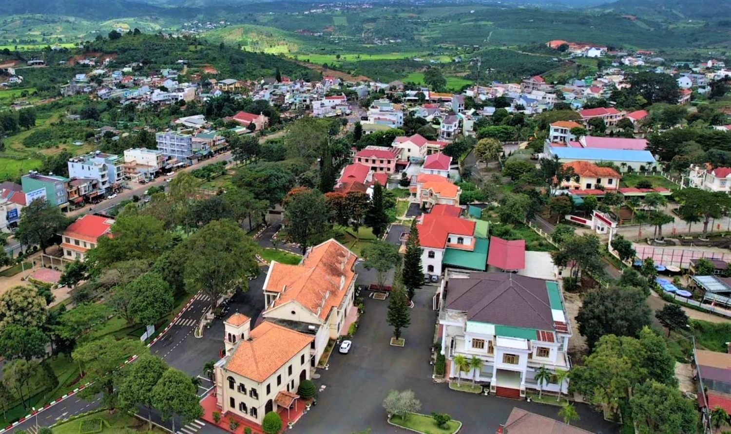 Thị trấn Di Linh chính thức trở thành đô thị loại IV