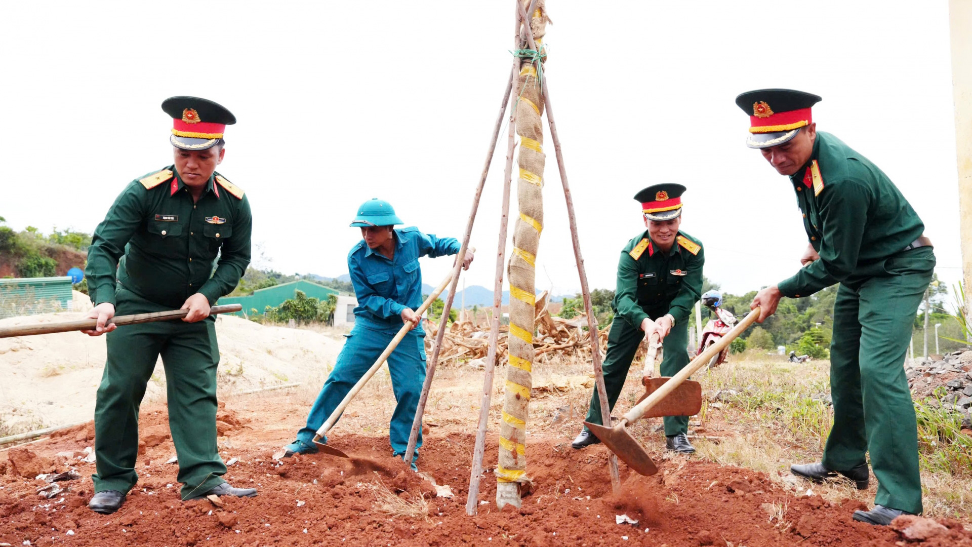 Bảo Lâm: Phát động Tết trồng cây đời đời nhớ ơn Bác Hồ