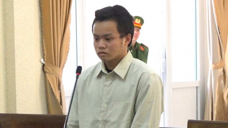 Bênh mẹ nên đâm cha tử vong, bị cáo lãnh án 16 năm tù