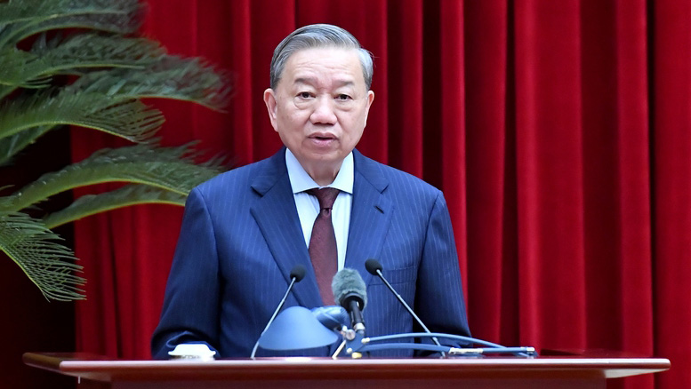 RẠNG RỠ VIỆT NAM