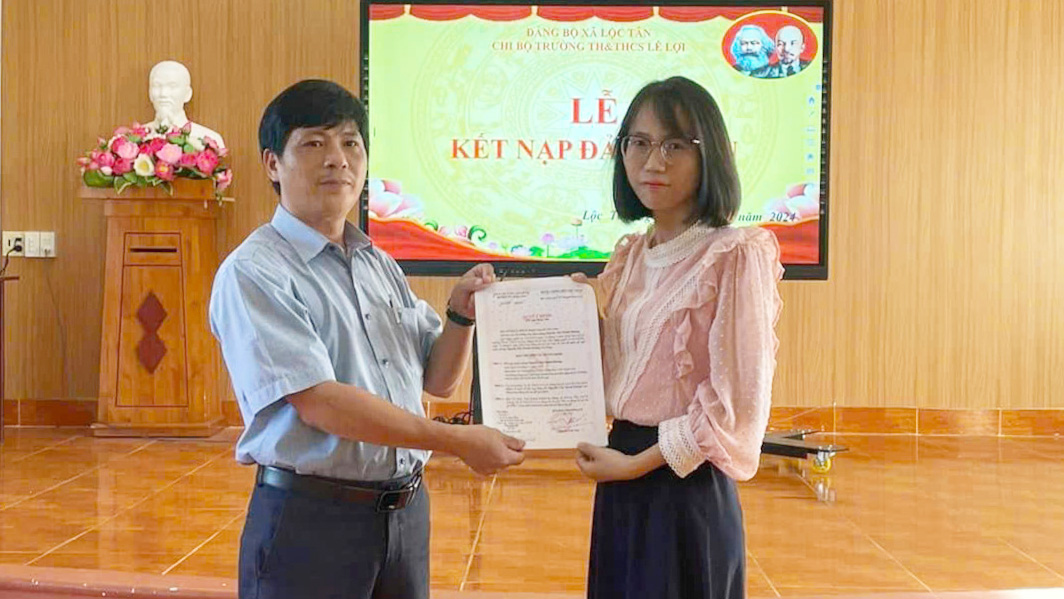 Lộc Tân chú trọng công tác kết nạp đảng viên