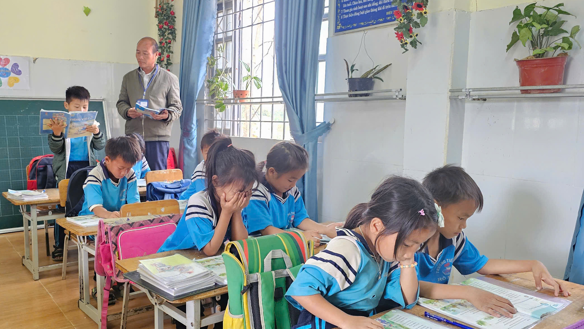 Thầy Lý Seo Vần hết lòng vì cộng đồng