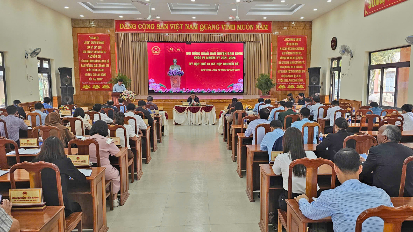 HĐND huyện Đam Rông tổ chức Kỳ họp chuyên đề