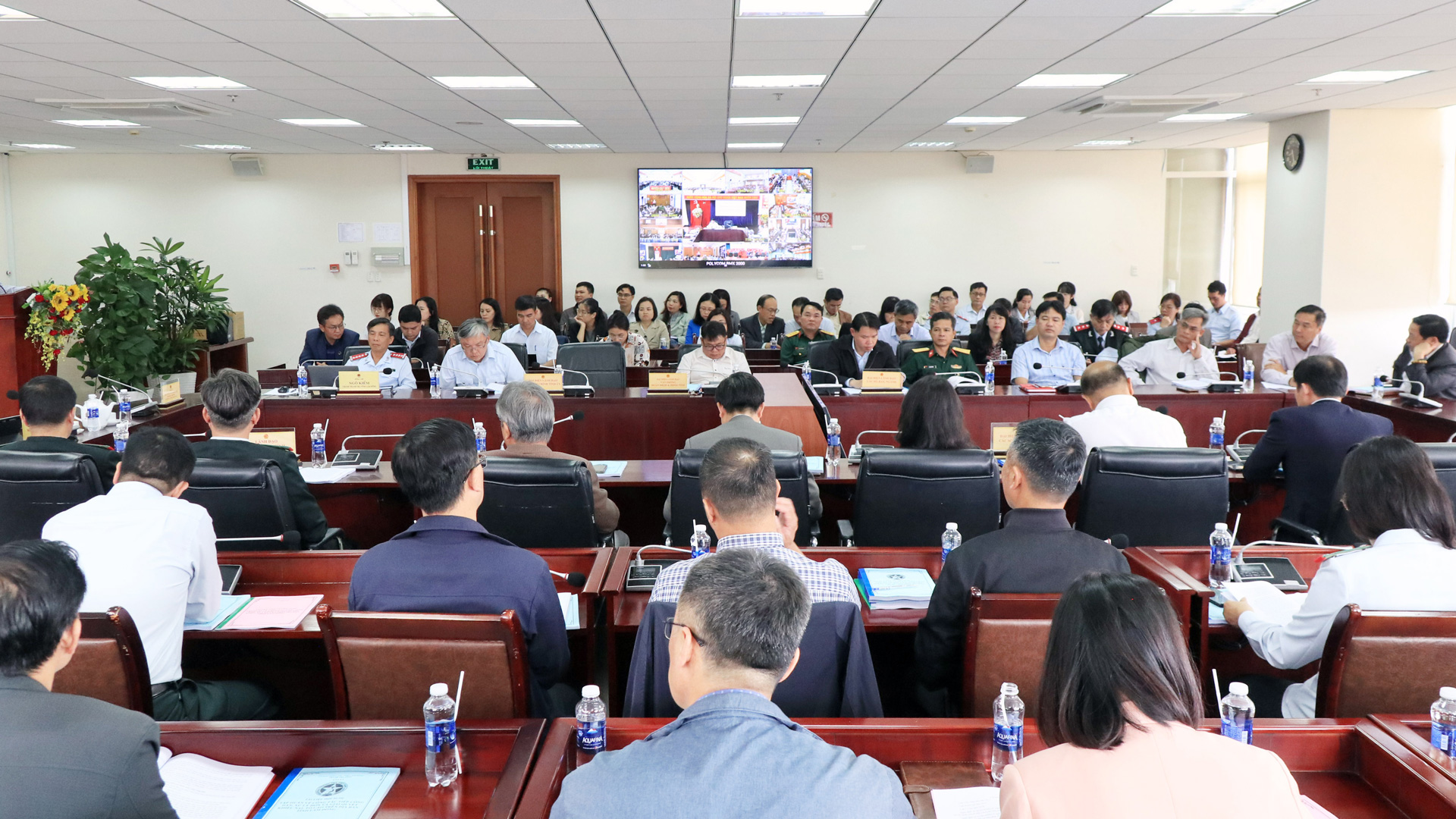 Tiếp tục đẩy mạnh phòng, chống tham nhũng, tiêu cực