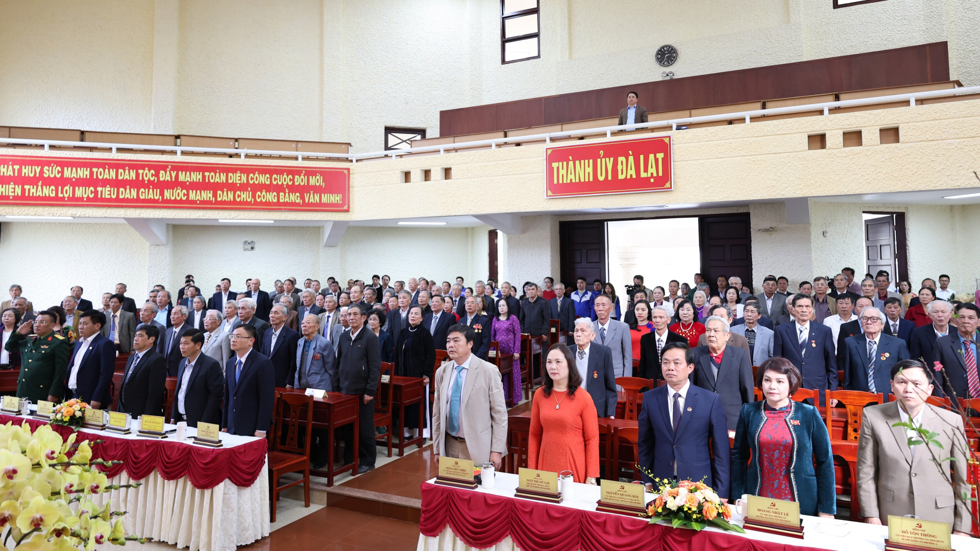 Đà Lạt: Kỷ niệm 95 năm Ngày thành lập Đảng Cộng sản Việt Nam và trao tặng Huy hiệu Đảng đợt 3/2