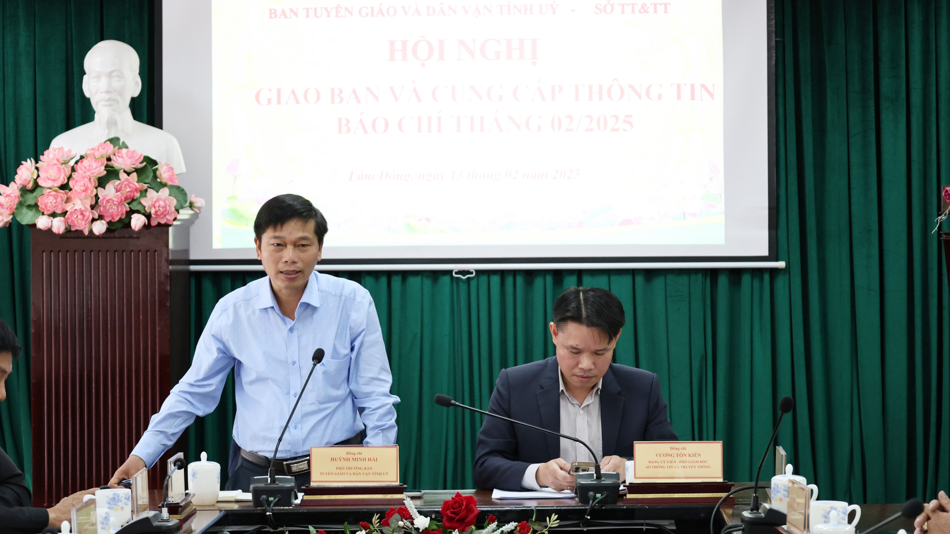 Hội nghị giao ban báo chí tháng 2 năm 2025