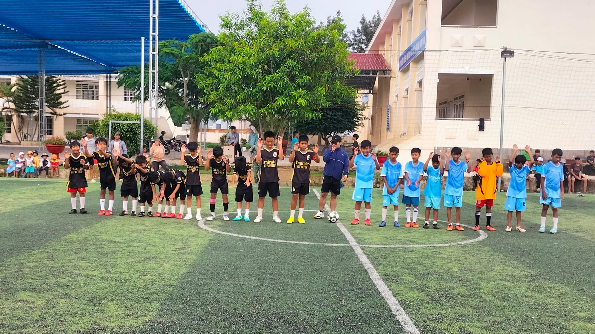 Ka Đơn nỗ lực cán đích xã nông thôn mới nâng cao