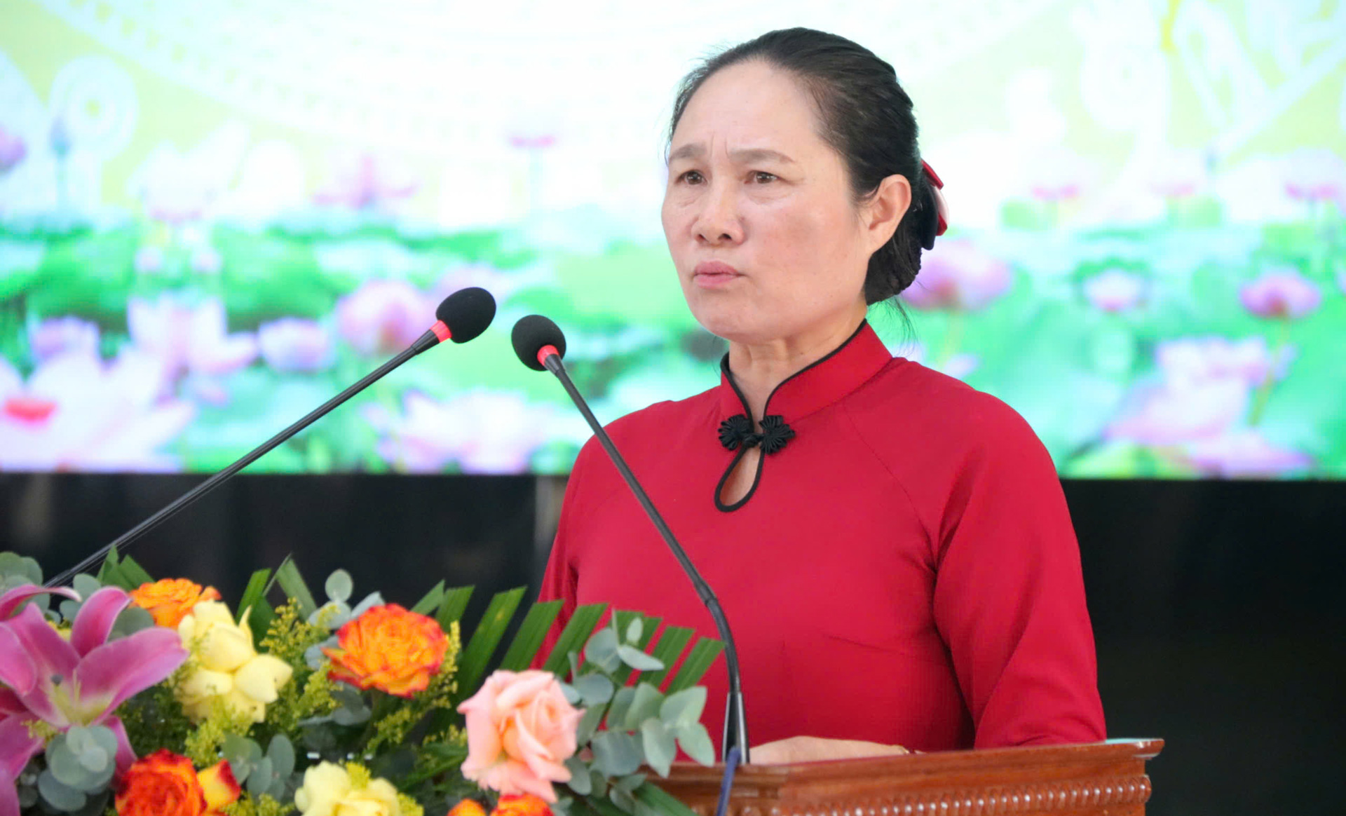 BÀ TRẦN LỆ QUYÊN - CHỦ TỊCH HỘI KHUYẾN HỌC HUYỆN LÂM HÀ: Phát huy mọi nguồn lực trong xã hội xây dựng quỹ khuyến học