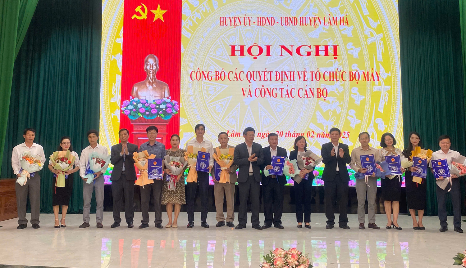 Lâm Hà: Công bố các quyết định về tổ chức bộ máy và công tác cán bộ