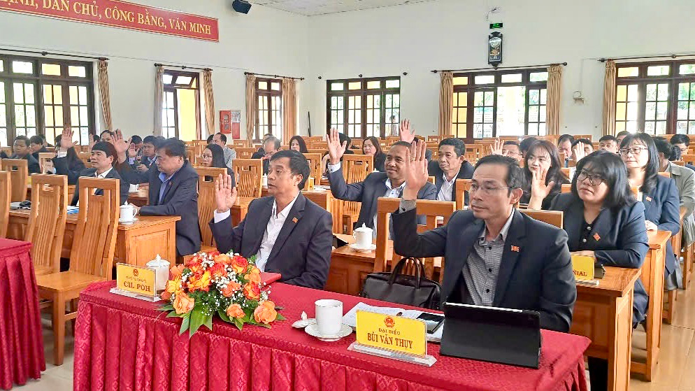 HĐND huyện Lạc Dương tổ chức Kỳ họp thứ 18