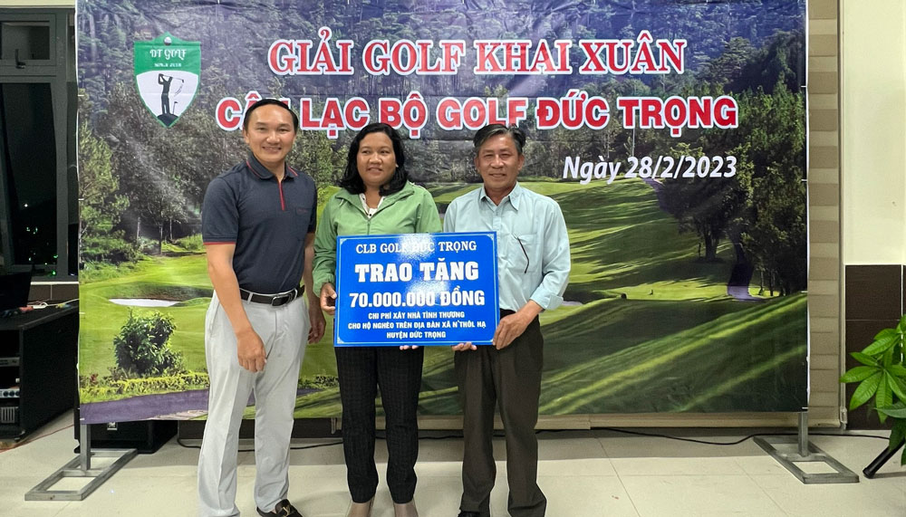 Khảo sát, hỗ trợ xây dựng nhà Đại đoàn kết cho hộ nghèo