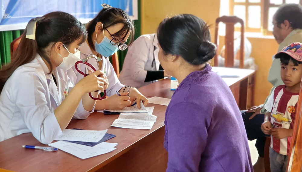 Tuổi trẻ Lâm Hà đồng loạt ra quân Ngày cao điểm tình nguyện chung tay xây dựng nông thôn mới