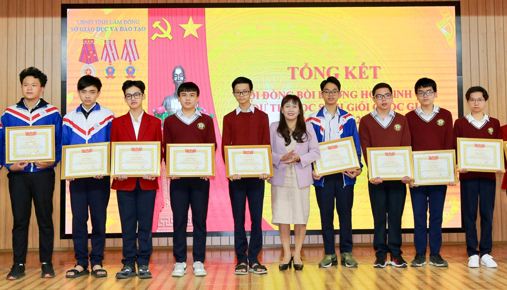 Lâm Đồng đoạt 26 giải học sinh giỏi quốc gia năm học 2022 – 2023