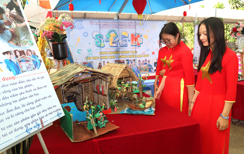 Bảo Lộc: Sôi nổi Ngày hội STEM “khơi nguồn sáng tạo”