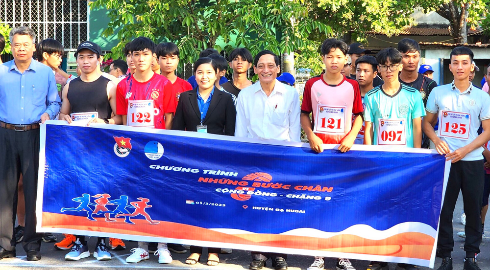 Đạ Huoai khởi động Tháng Thanh niên