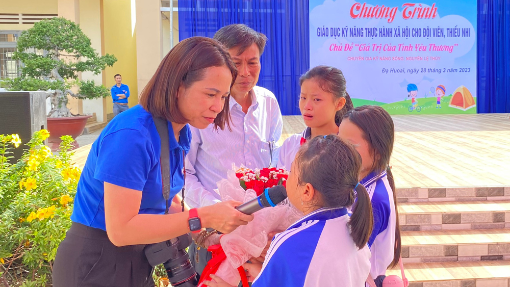 Đạ Huoai: Giáo dục kỹ năng và định hướng “Xây dựng giá trị hình mẫu thanh niên Việt Nam thời kỳ mới”