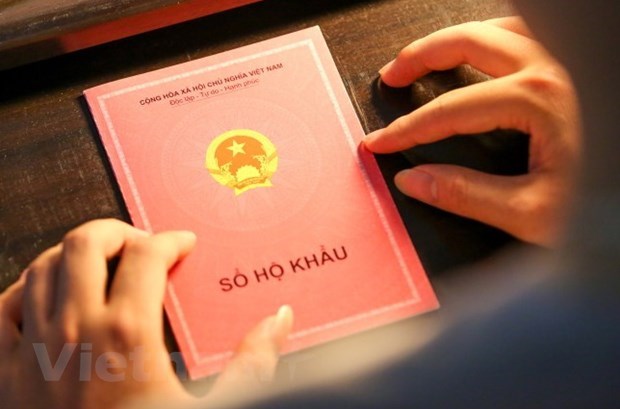 Hoàn thiện quy trình bãi bỏ yêu cầu nộp, xuất trình sổ hộ khẩu giấy