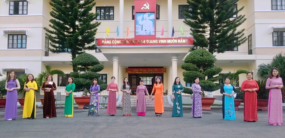 Các cấp Hội Phụ nữ hưởng ứng Tuần lễ áo dài năm 2023