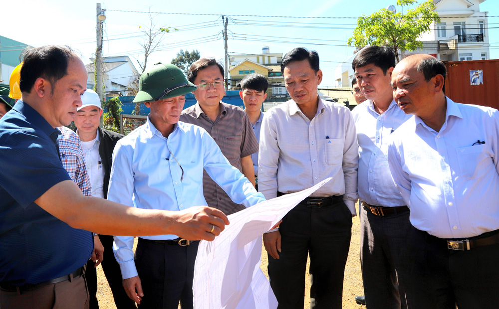 Cùng Bảo Lộc gỡ khó các dự án thu hút đầu tư