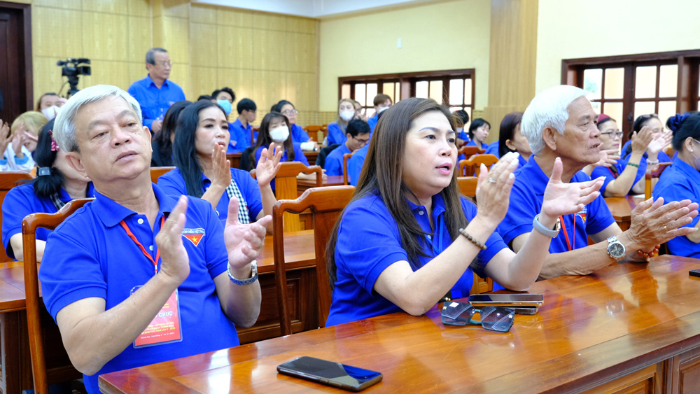 Sống mãi tuổi 20