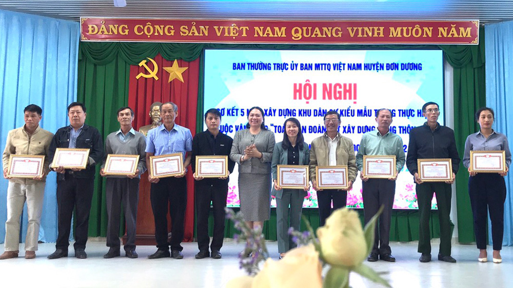 Kinh nghiệm 5 năm xây dựng Khu dân cư kiểu mẫu
