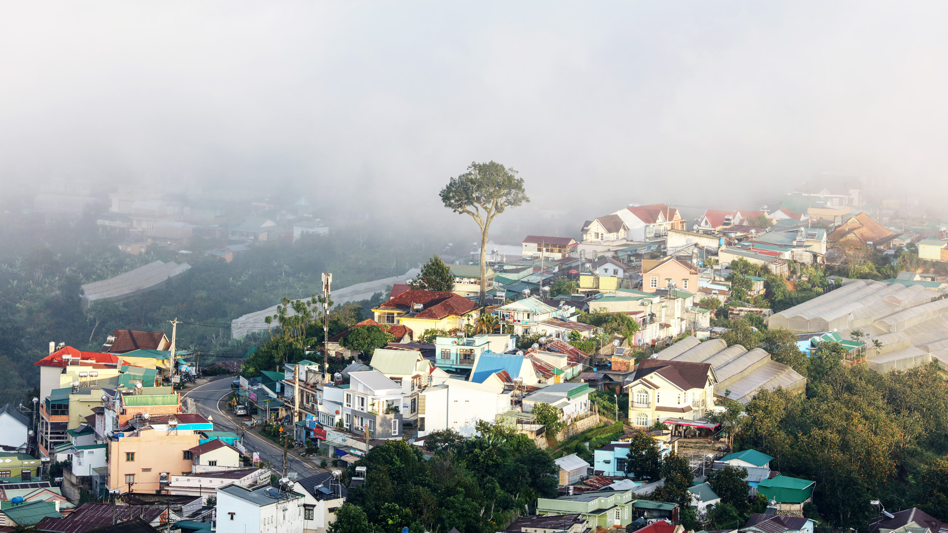 Những người đóng góp thầm lặng cho cộng đồng