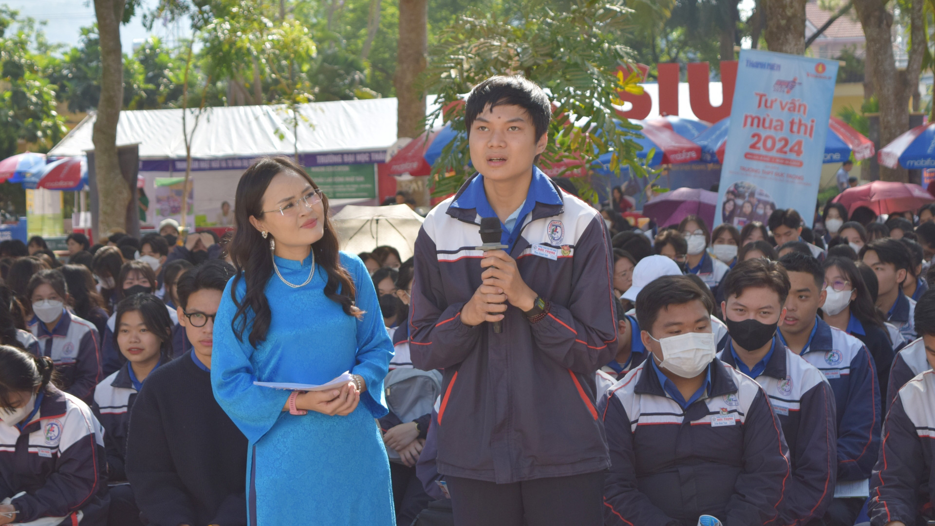 Đức Trọng: 1.500 học sinh tham dự chương trình tư vấn mùa thi