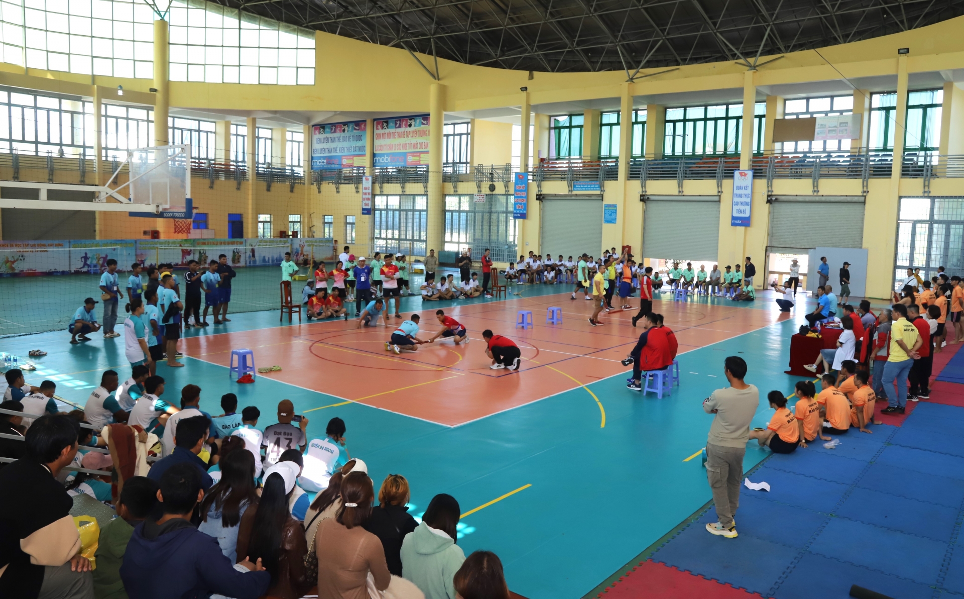 Hấp dẫn Giải kéo co, đẩy gậy tỉnh Lâm Đồng