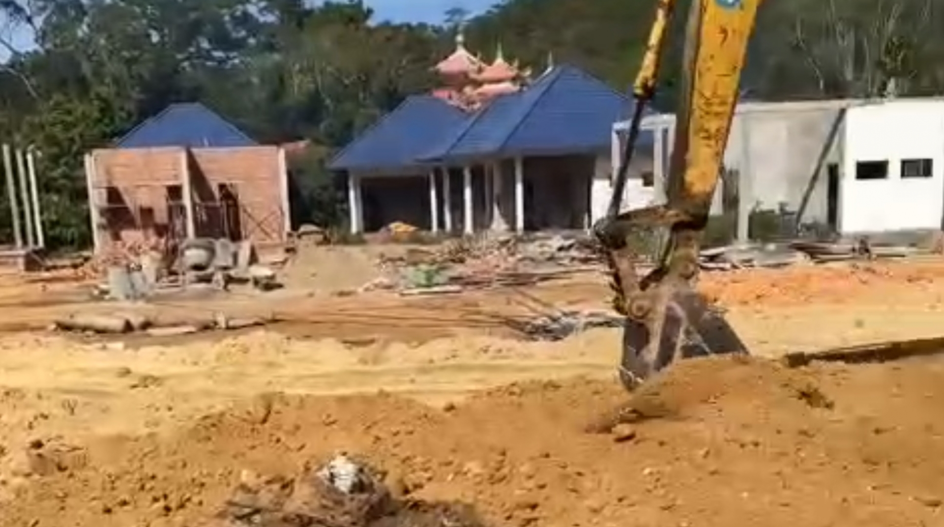 Xử lý nghiêm các vi phạm về trật tự xây dựng tại Dự án mở rộng, nâng cấp Khu du lịch thác Prenn
