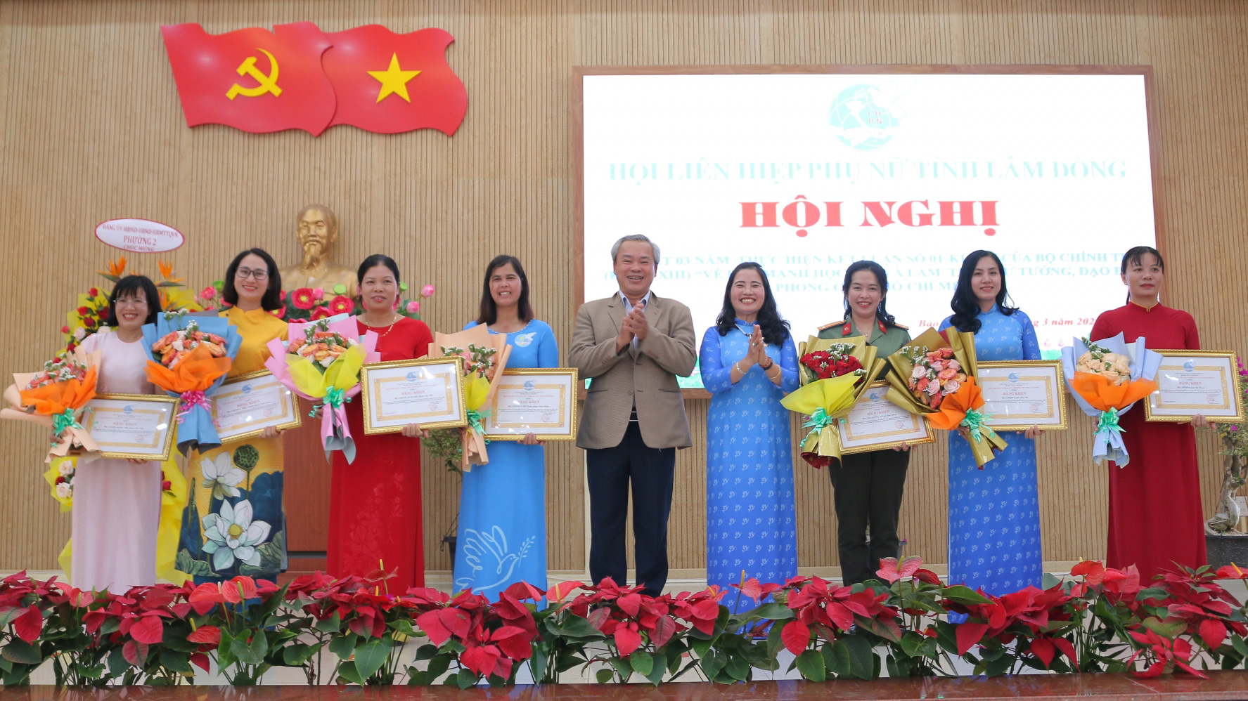 Học tập và làm theo tư tưởng, đạo đức, phong cách Hồ Chí Minh tạo động lực thúc đẩy phong trào phụ nữ