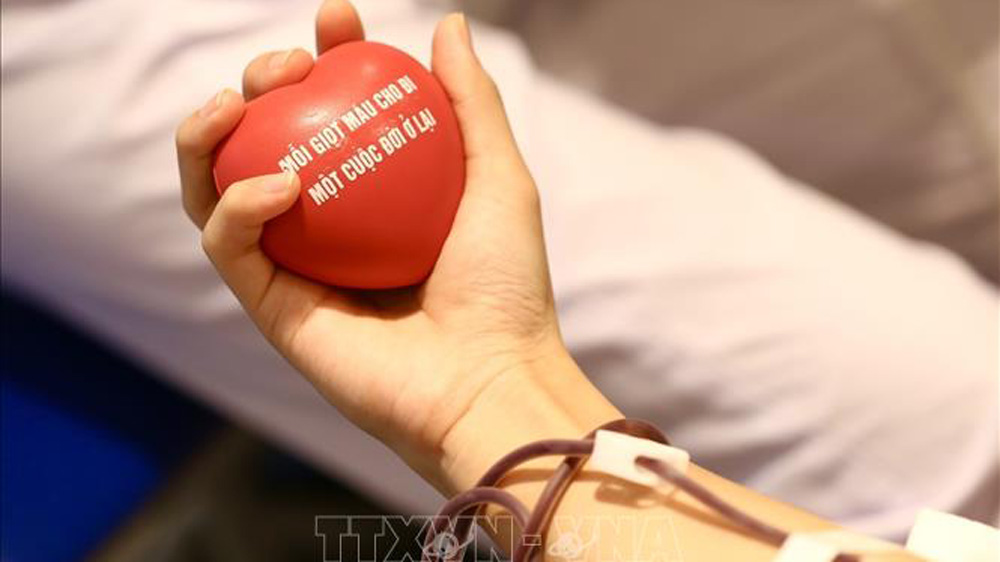 Giới khoa học đã chạm đến cột mốc nào của máu nhân tạo?