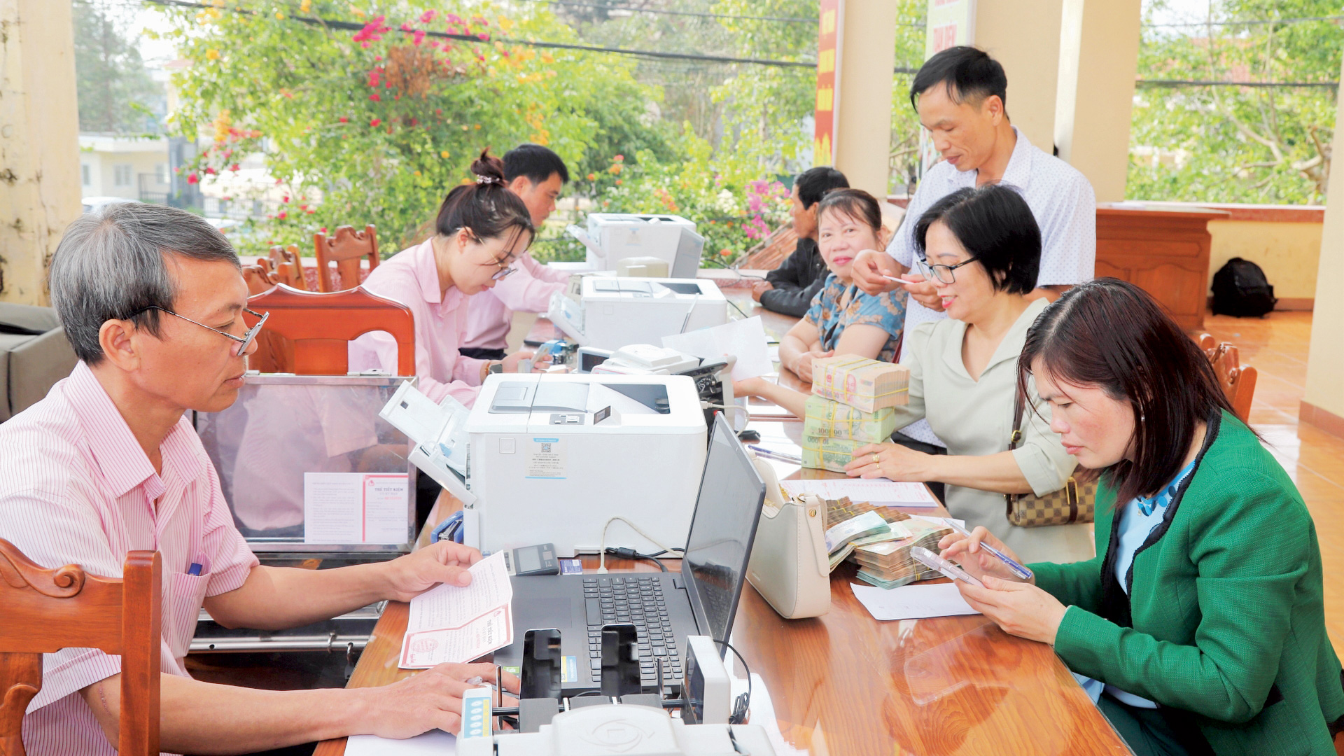 Đa dạng nguồn lực cho công tác giảm nghèo