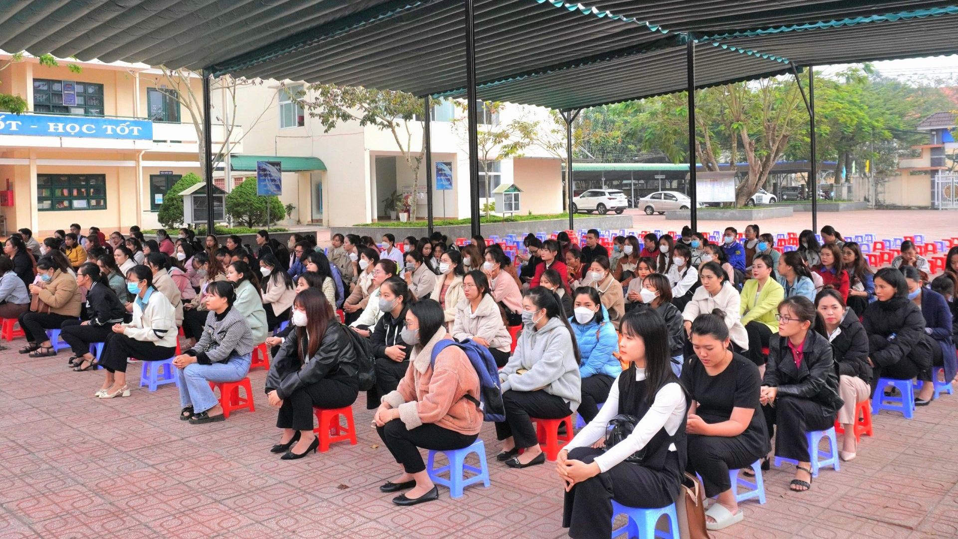 Bảo Lộc: Tạm dừng Kỳ thi tuyển dụng viên chức ngành giáo dục