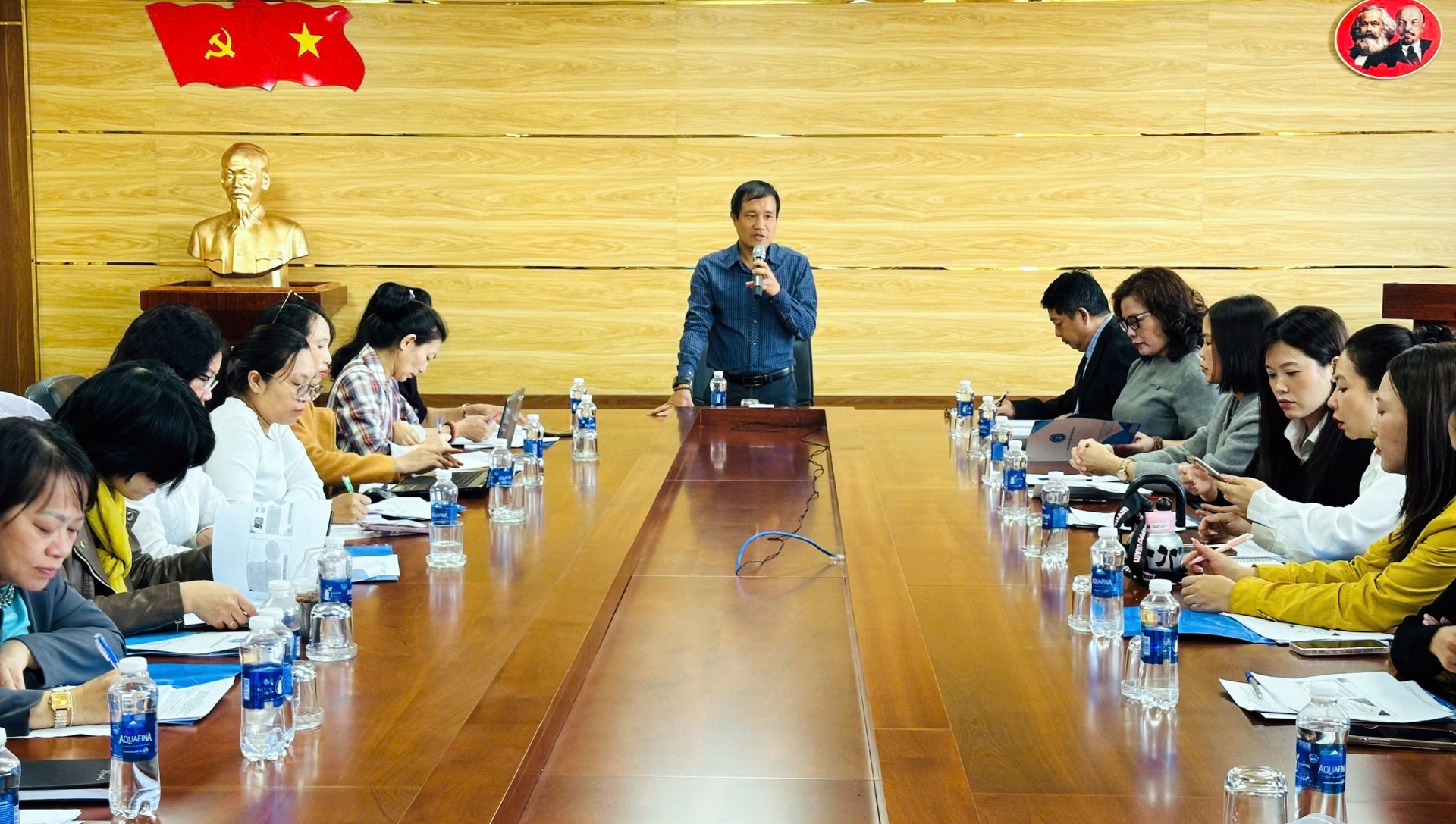 Tập huấn chính sách và nâng cao kỹ năng tuyên truyền, vận động người dân tham gia BHXH tự nguyện, BHYT tự đóng