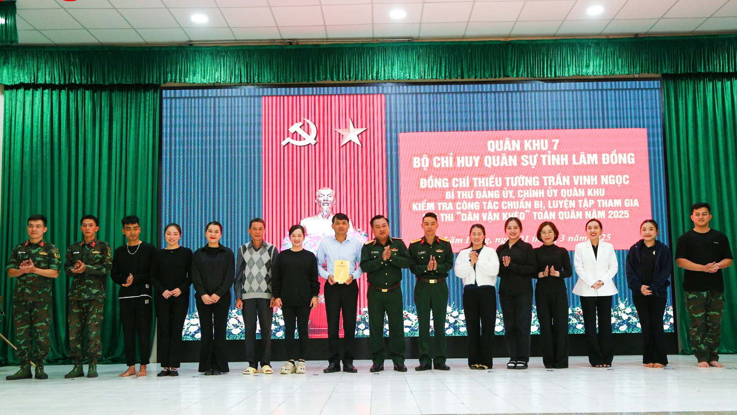 Bộ CHQS tỉnh Lâm Đồng đại diện Quân khu 7 tham dự Hội thi Dân vận khéo toàn quân khu vực phía Nam