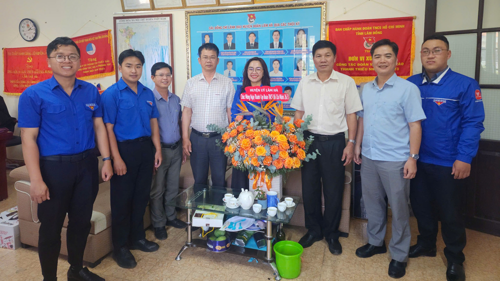 Lãnh đạo các địa phương thăm, chúc mừng Huyện đoàn nhân kỷ niệm 94 năm Ngày thành lập Đoàn TNCS Hồ Chí Minh
