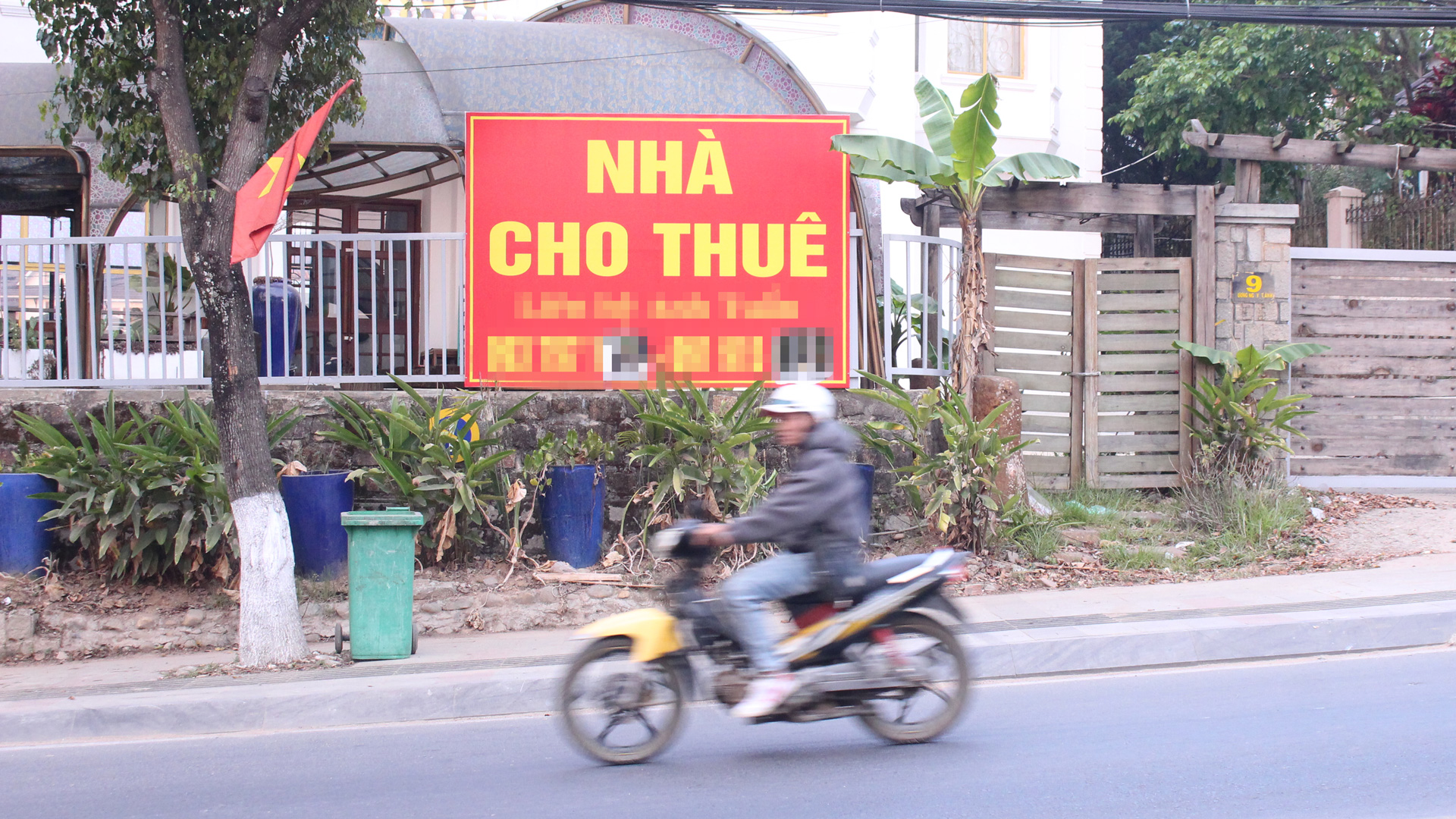 Mặt bằng nhà phố khó tìm khách thuê