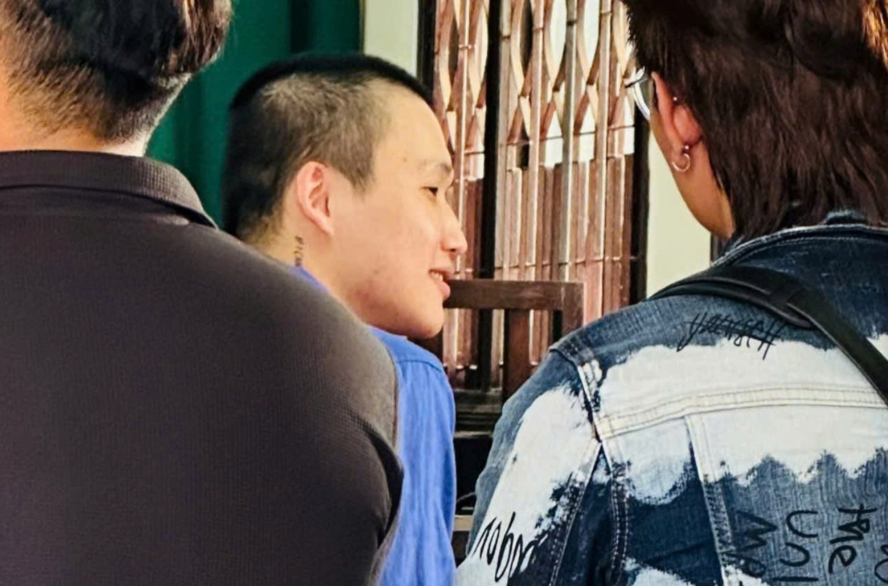 Bảo Lâm: Buôn bán hàng ngàn mũ bảo hiểm giả, nam thanh niên lĩnh án 8 năm tù