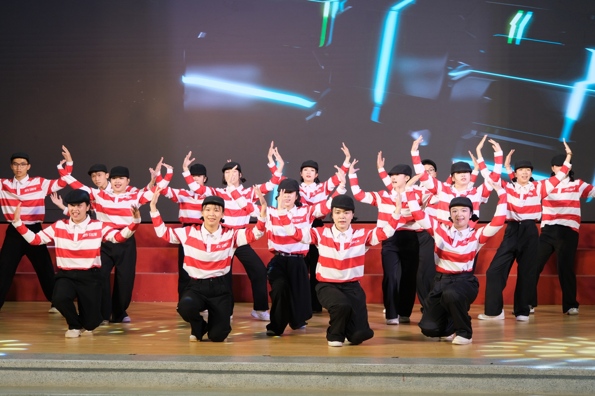 39 nhóm nhảy tranh tài tại vòng bán kết Bảng Phong trào mở rộng Cuộc thi DaLat Best Dance Crew 2025 - Hoa Sen Home International Cup