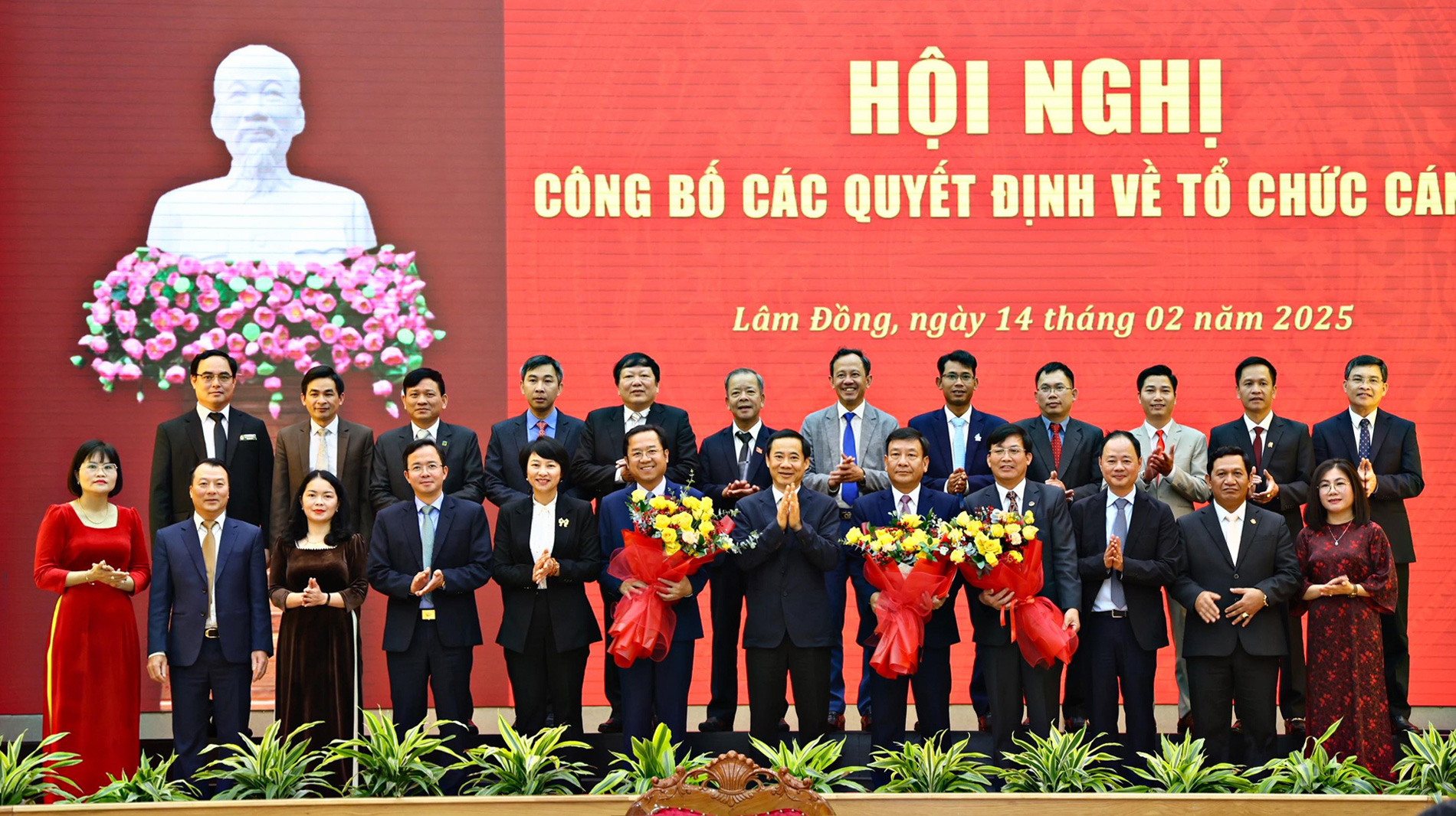 Bài dự thi Giải Búa Liềm vàng năm 2025: Tiên phong tinh gọn, Lâm Đồng cùng đất nước bước vào kỷ nguyên mới (Kỳ cuối)