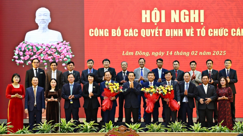 Bài dự thi Giải Búa Liềm vàng năm 2025: Tiên phong tinh gọn, Lâm Đồng cùng đất nước bước vào kỷ nguyên mới (Kỳ cuối)