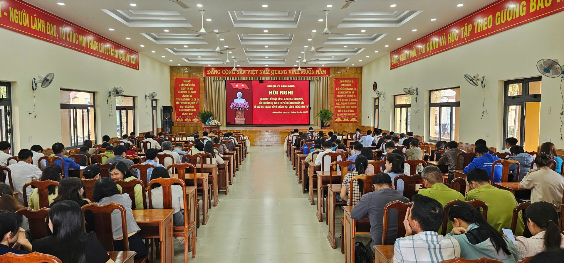 Đam Rông: Quán triệt kết luận, nghị quyết Bộ Chính trị, Ban Bí thư