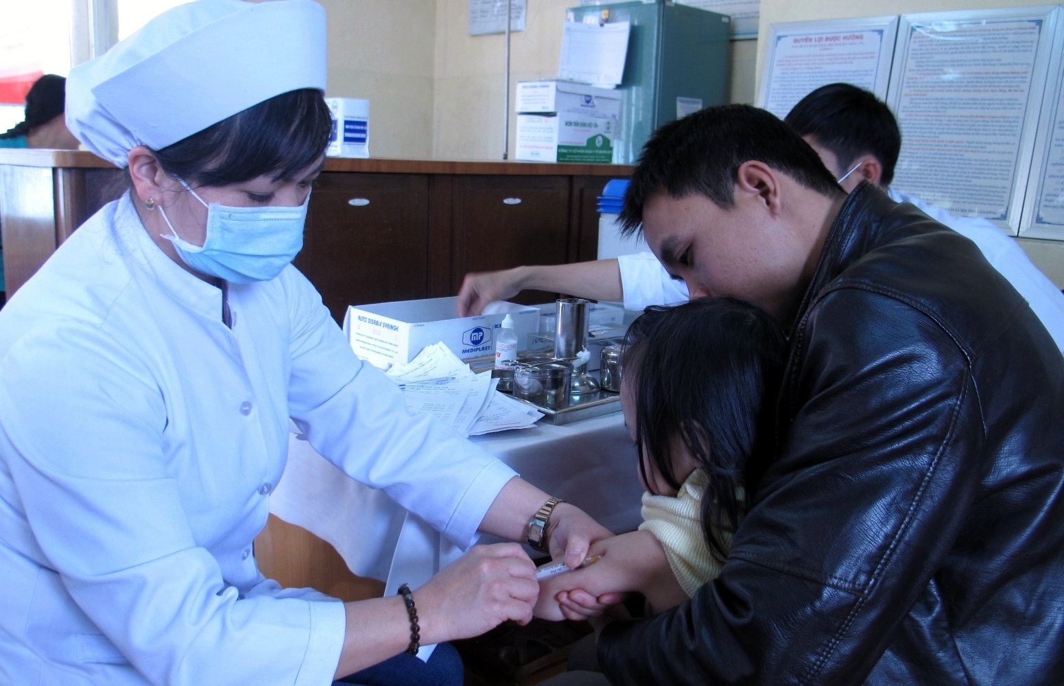 Đẩy nhanh tiêm chủng vắc xin phòng, chống bệnh sởi