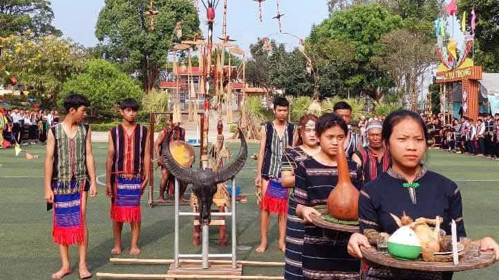Để học sinh thêm yêu văn hóa truyền thống