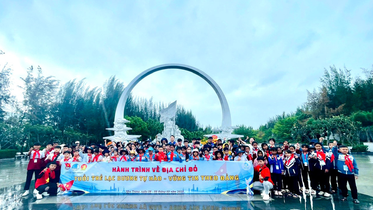 Thiếu nhi Lạc Dương thi đua làm theo 5 điều Bác Hồ dạy