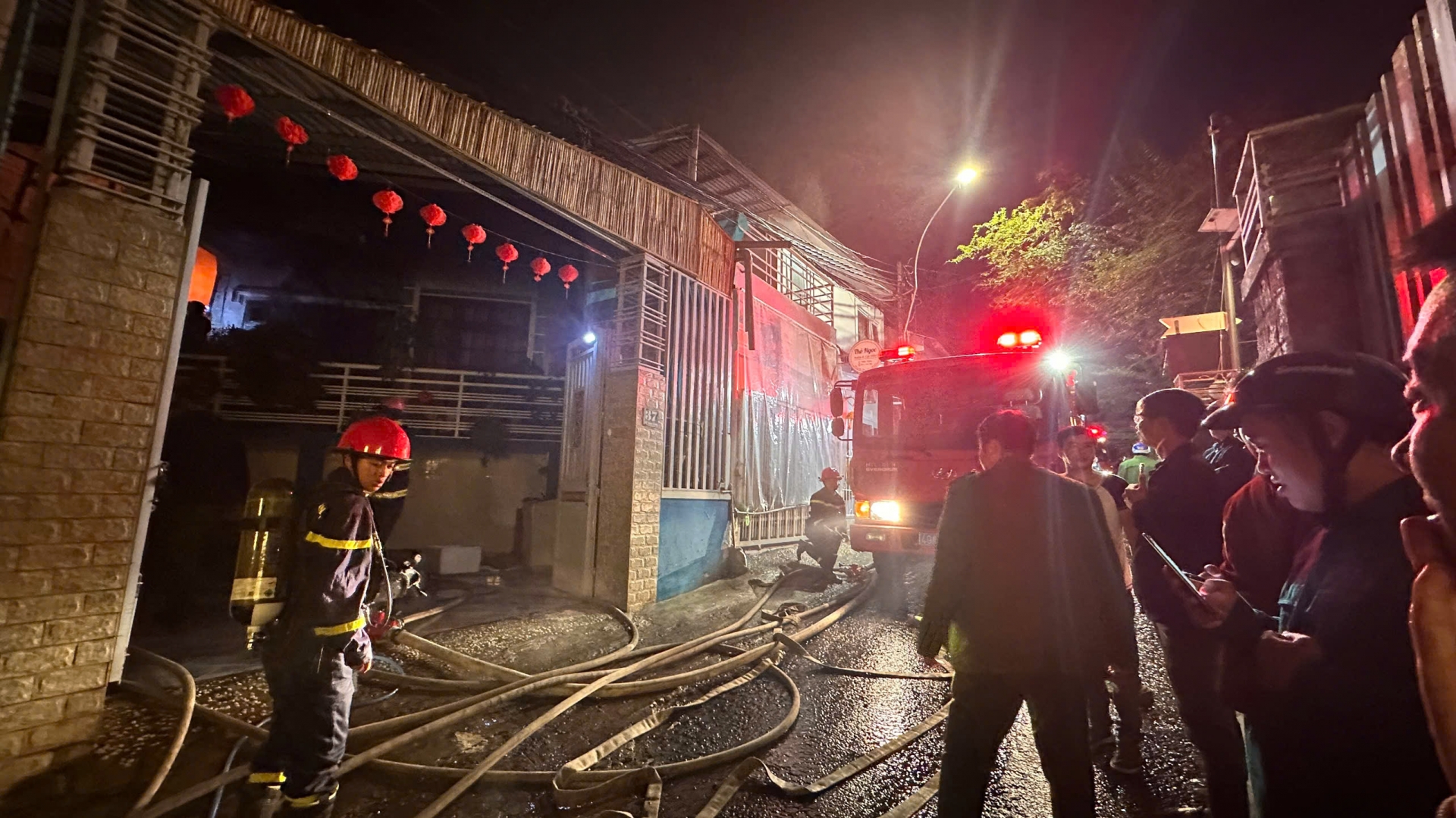 Cháy kho len tại Đà Lạt